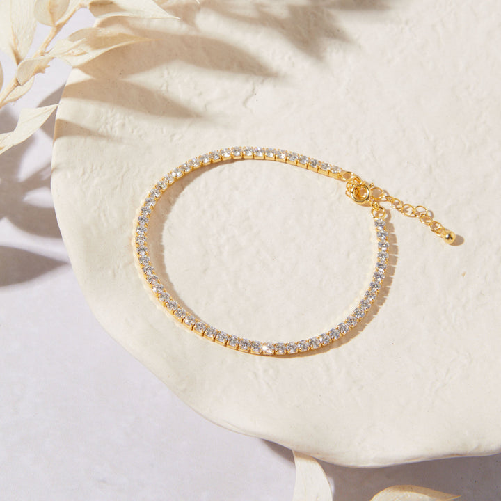 Tennis Bracelet in Gold