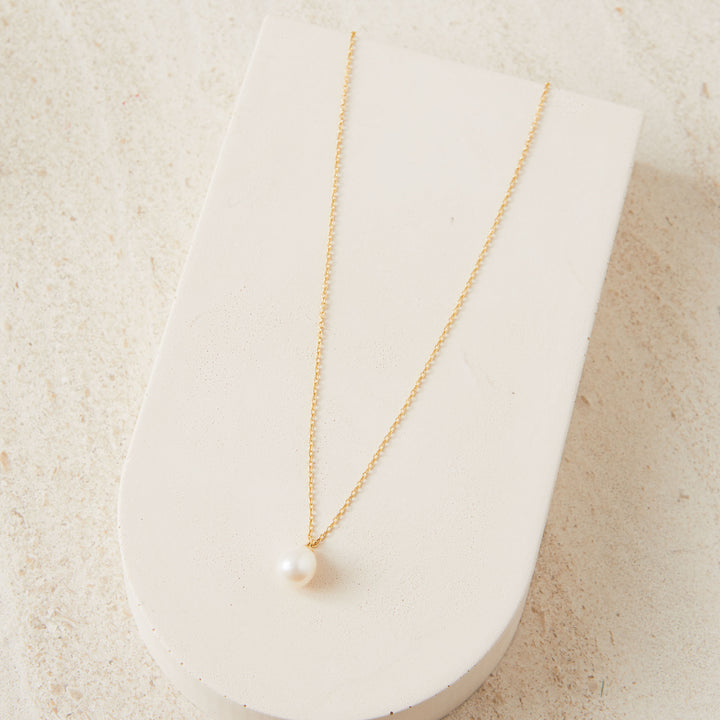 Freshwater Pearl Earrings and Necklace Set