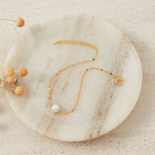 Gold Essie Pearl Bracelet