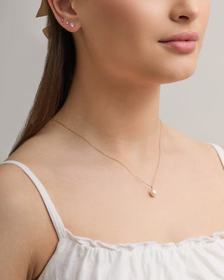 Gold Pearl Necklace