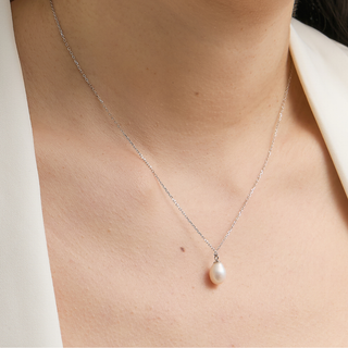 Silver Freshwater Pearl Necklace