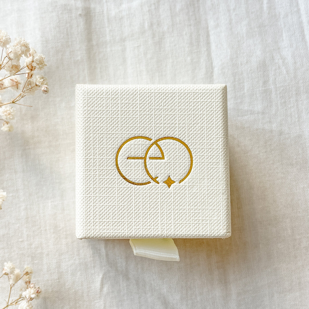 Esterah Ring Gift Box