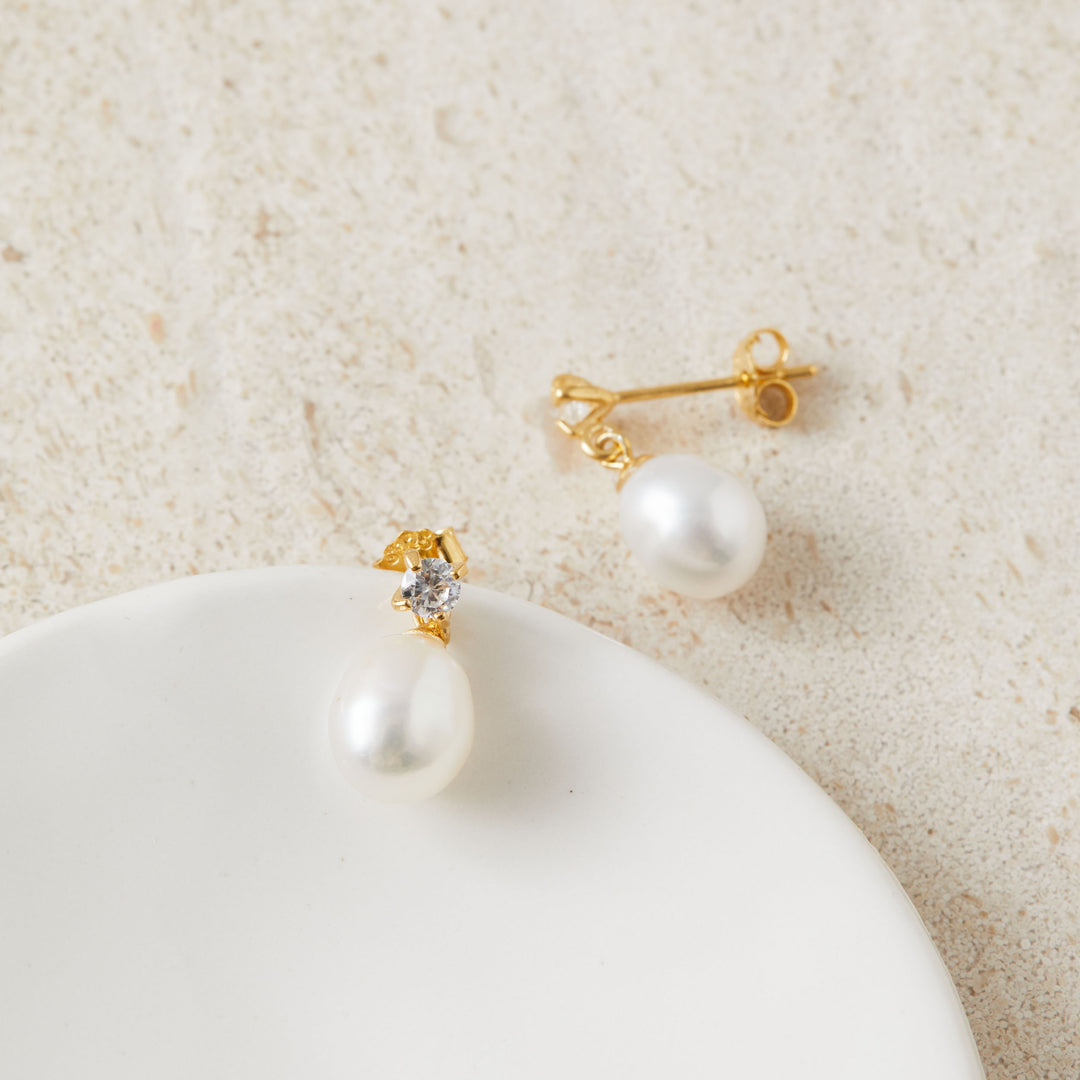 Freshwater Pearl Earrings and Necklace Set