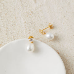 Freshwater Pearl Drop Earrings in Gold