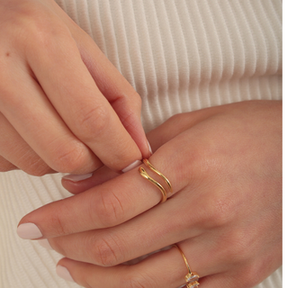 Gold Open Curve Ring