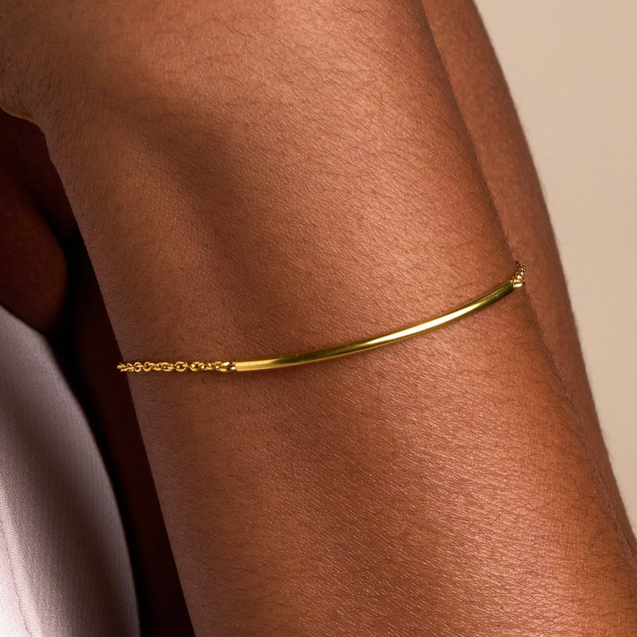 Gold Curved Bar Bracelet