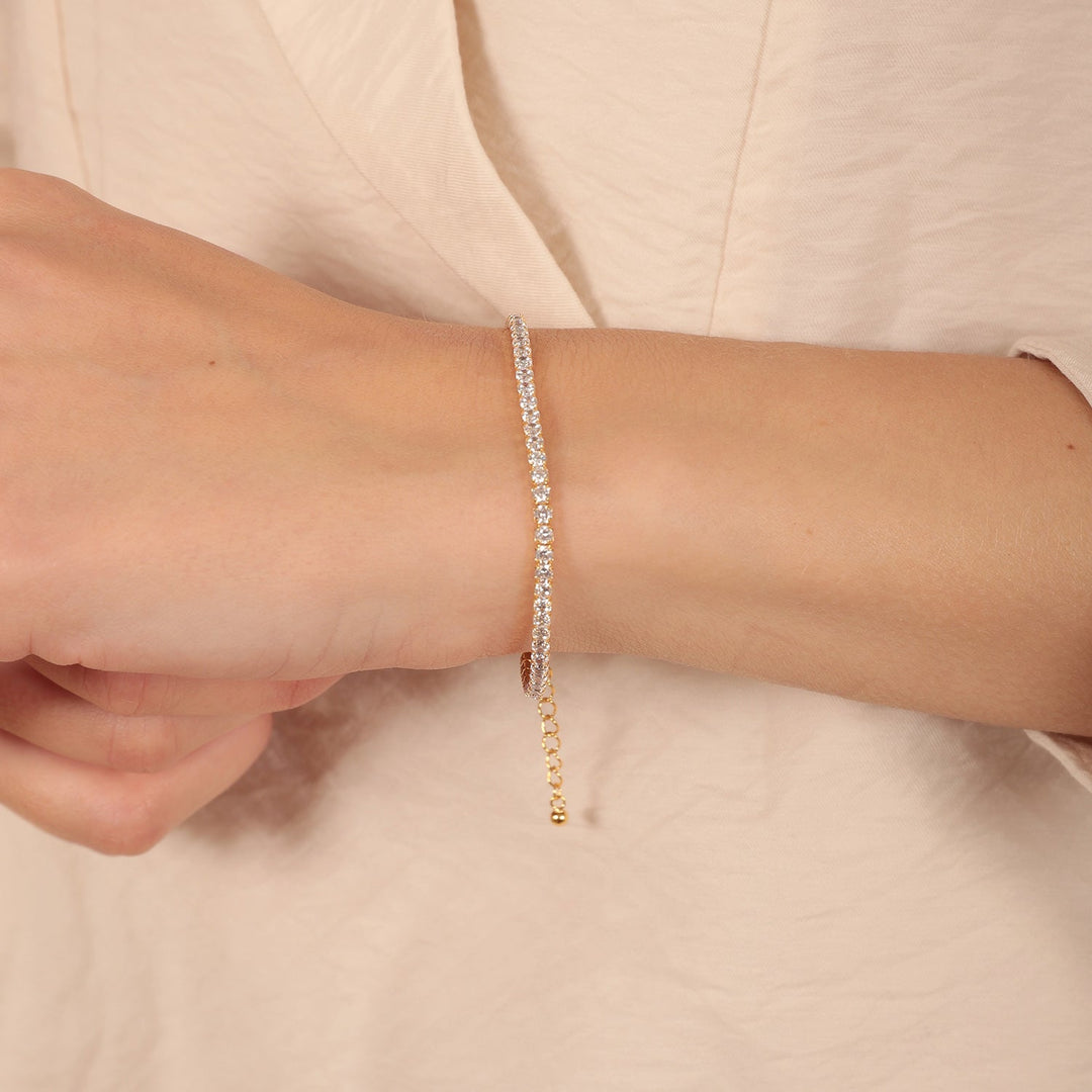 Tennis Bracelet in Gold